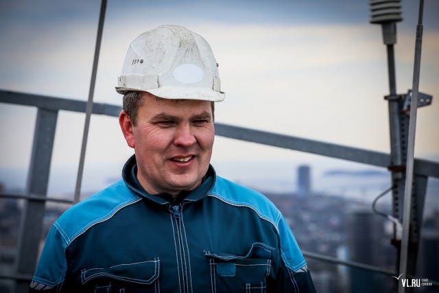 «Мы горды своей работой!» — как во Владивостоке обслуживают Золотой мост