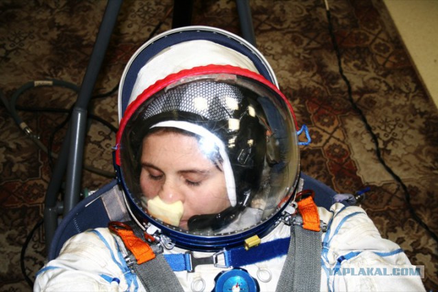 Что делать, если в космосе, в скафандре, зачесался нос?