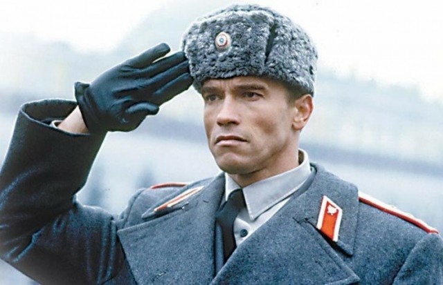 "К пустой голове руку не прикладывают..."