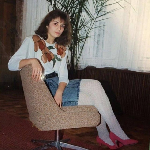 Девчата из 90-х и 00-х