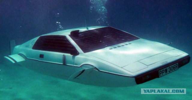 18 самых запоминающихся автомобилей из мира кино