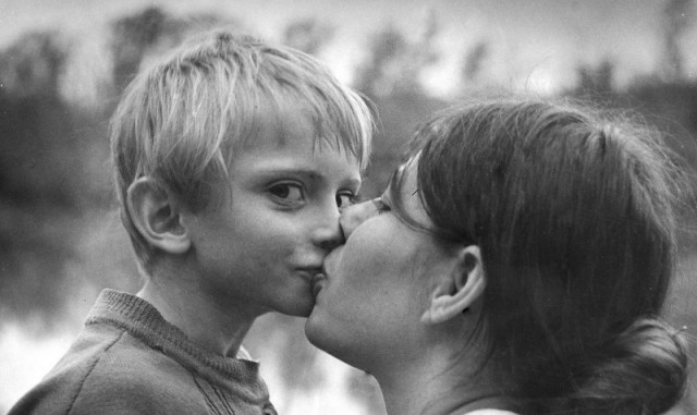 С чего начинается Родина. Юрий Хромушин.Фото.