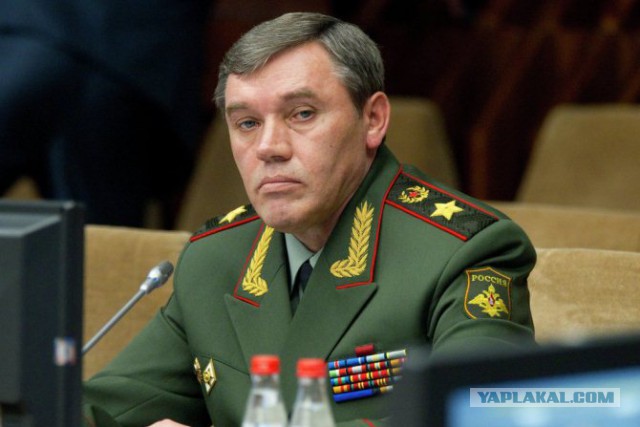 Минобороны отстранит от службы военных с ожирением