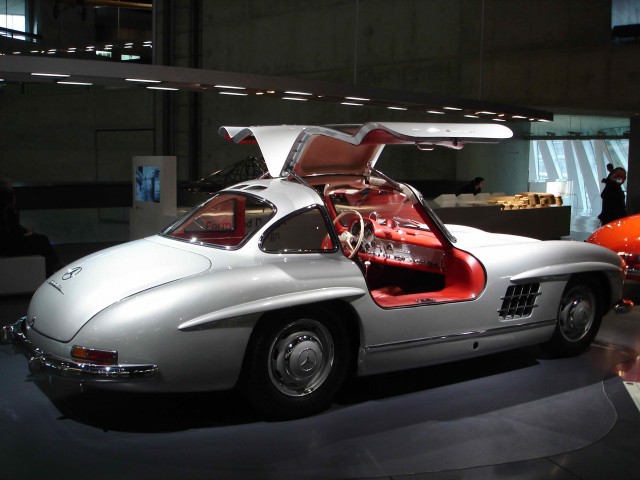 Фотоотчет. Германия. Музей Mercedes-Benz
