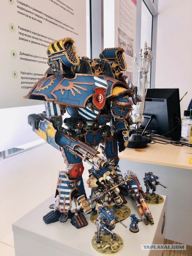 Warlord Titan. Сервиторим потихоньку
