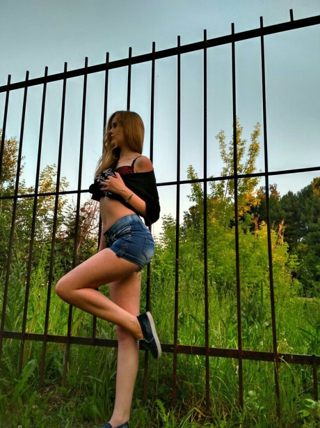 Красотки в коротких шортиках