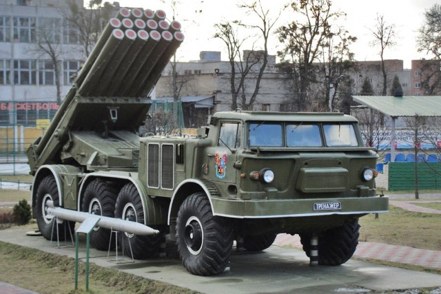 «Ураганная» столовая. Мобильный пункт питания на ракетовозе МАЗ-543
