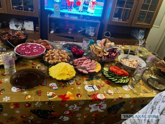Какой стол, такой и стул!
