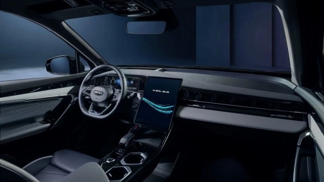 Первые подробные фото седана Volga C50. Продажи модели стартуют летом 2026 года