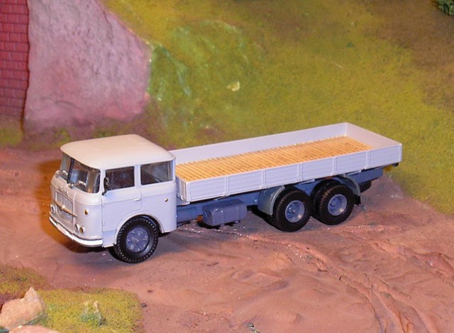 Игра на ЯПе: Угадай АВТО-8