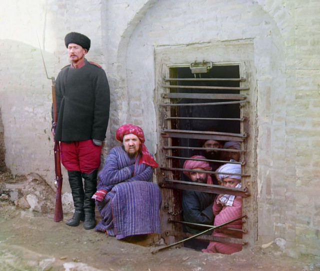 История в фотографиях - II