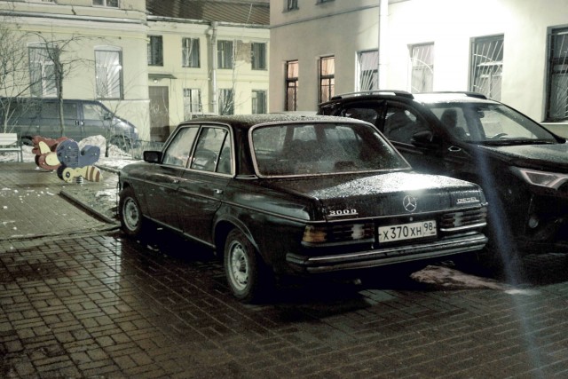 Mercedes-Benz S123: сарай, который смог