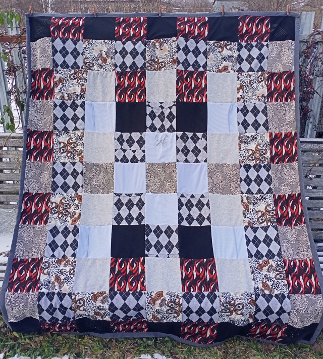 Пакет из Пятерки под мусор — к бедности. Современные, странные приметы, которые нам навязывают...