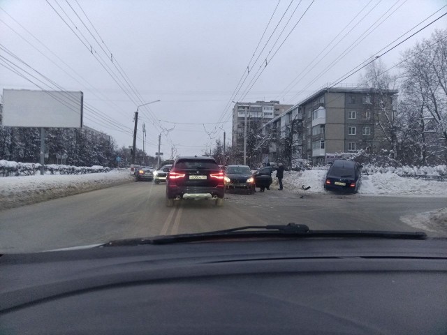 Лихо так выехала на главную, теперь усиленно трудиться.