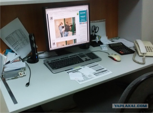 А давайте по фотке, кто как сейчас работает