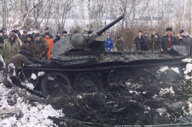Раскопки огнеметного танка ОТ-34/76