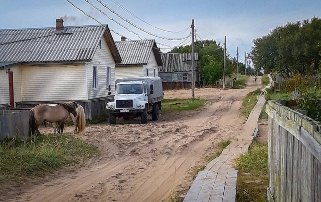 Пленники песчаного рая. Как у Белого моря живет село, почти отрезанное от цивилизации