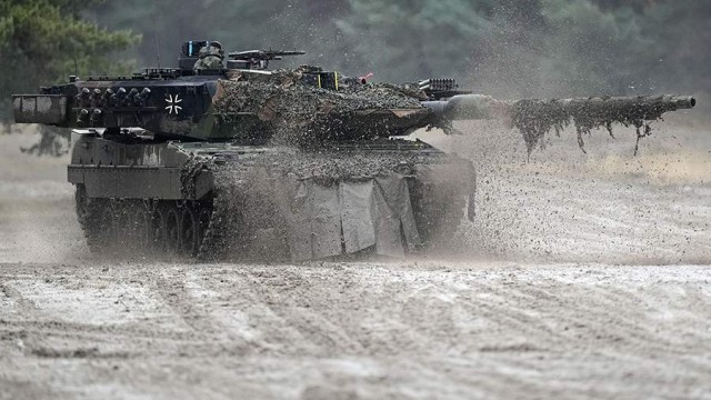 ВС РФ захватили и затопили в болоте под Херсоном танк Leopard