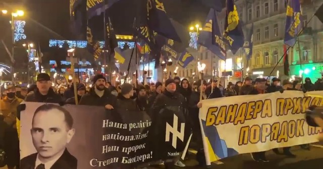 Отец и сын оказались по разные стороны фронта