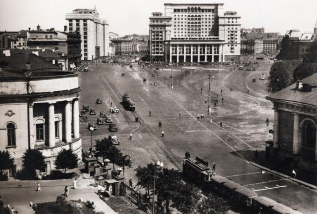 Москва и москвичи. Довоенные фото. 25.02.25