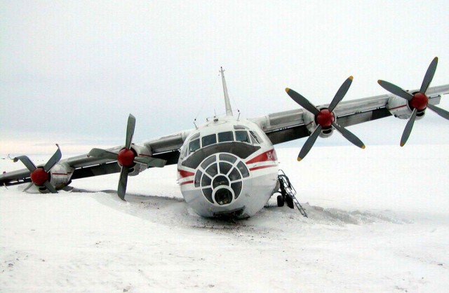"Юный" командир и крушение Ан-12 в Заполярье