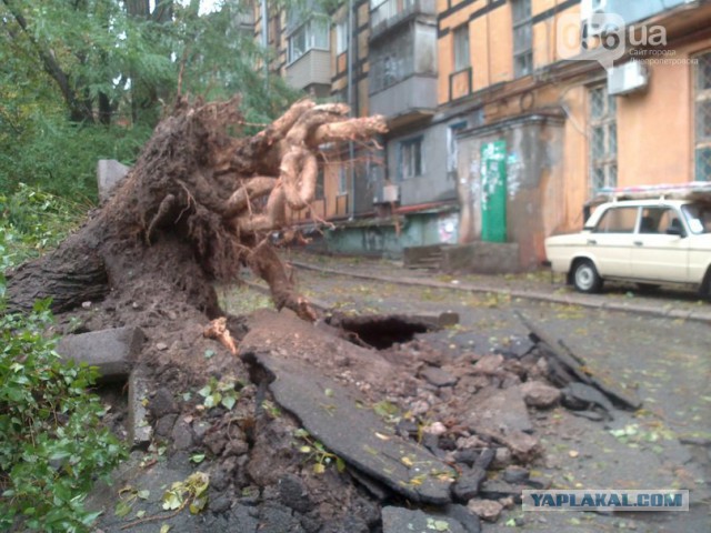 Ночной ураган в Днепропетровске, 24.09.2014.