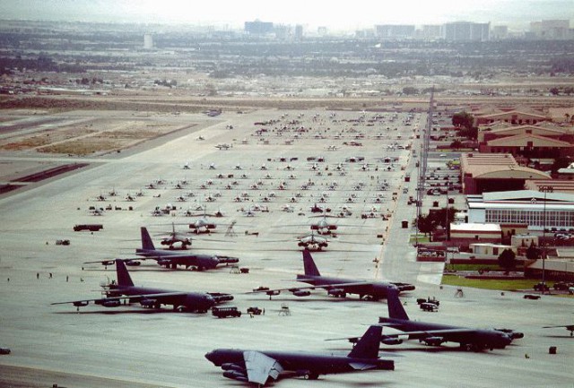 Американские истребители попытались захватить НЛО возле Лас-Вегаса