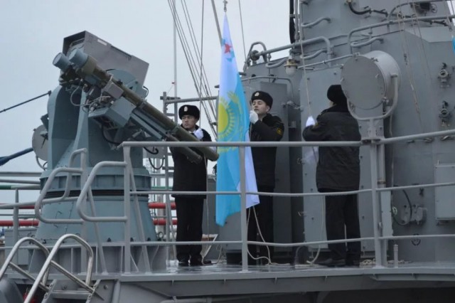 В швейных войcках Казахстана объявлен ДМБ