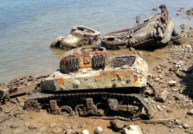 Заброшенные места, здания и техника