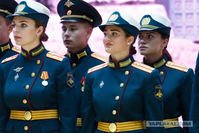 Очередная парта героя