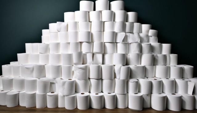 Тем временем Иран держит своё слово и продолжает наносить удары по объектам ТЭК стран Персидского залива.