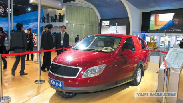 Машины-подделки на дорогах Китая