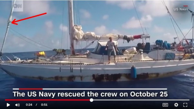 ВМС США спасли двух женщин и двух собак, дрейфовавших 5 месяцев на яхте в океане