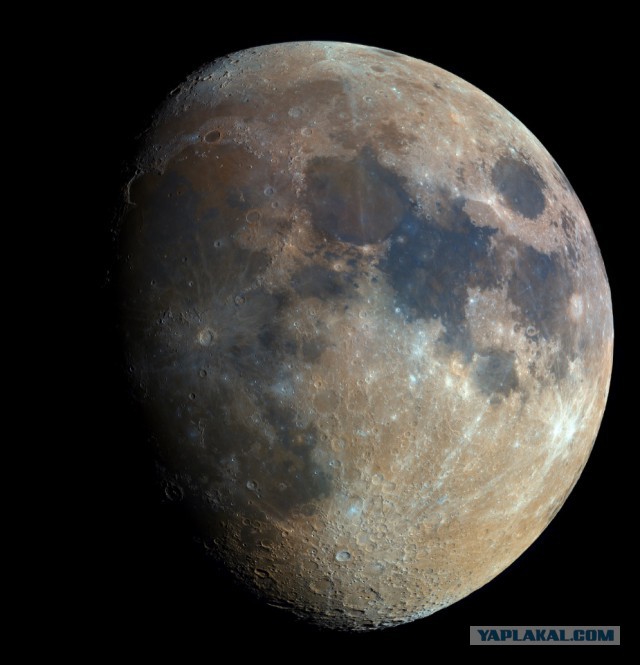 Агентство NASA представило высококачественное фото Луны