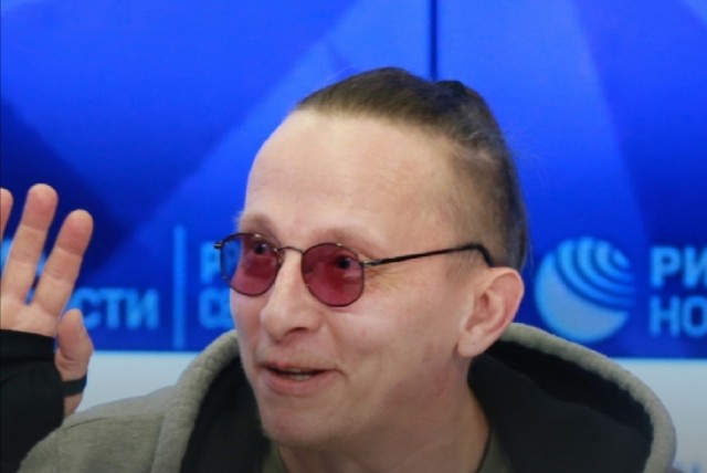 Охлобыстин атаковал журналистку на пасхальной службе «для избранных» в Москве