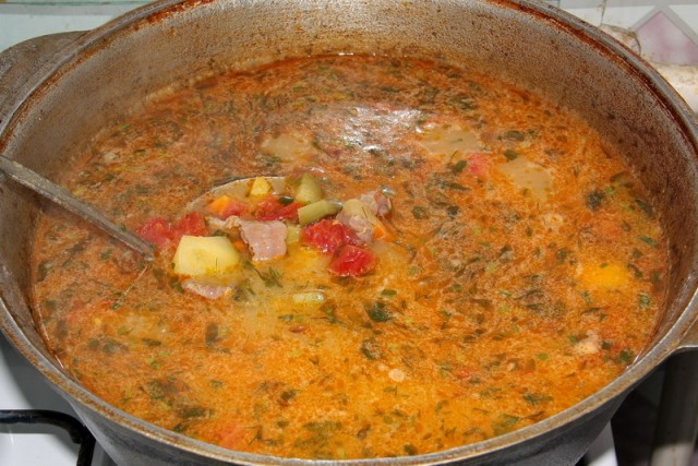 Рассольник с куриными пупками