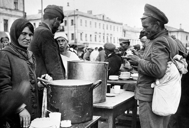 «Эволюция» семечек на Руси: от Петра I до наших дней
