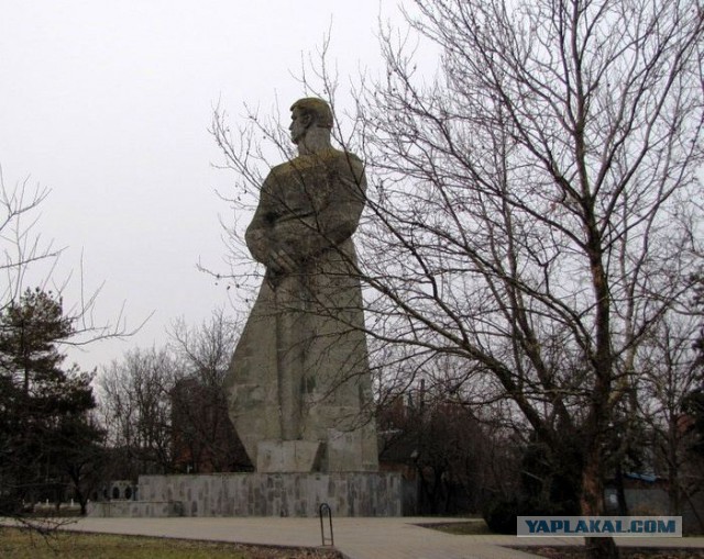 Тамбовский волк тебе товарищ...