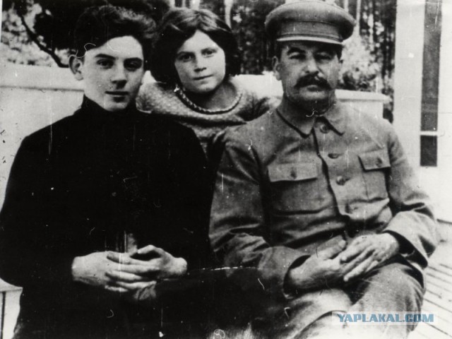 Сколько зарабатывал Сталин?