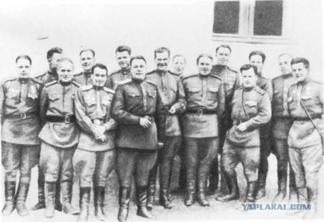 Леонид Ильич Брежнев в зарубежных поездках