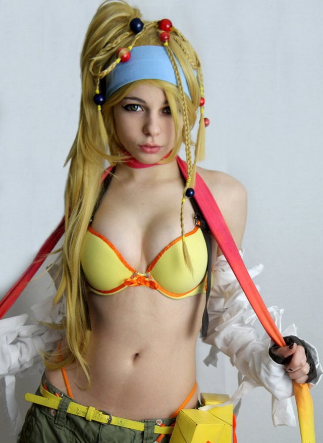 Girls Jungfrau Cosplay Gruppensex