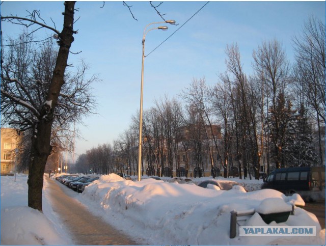Когда айфонов не было, а снег был, Москва.