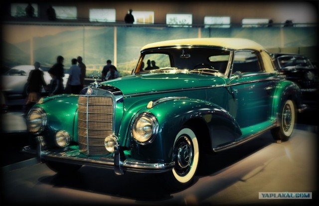 Фотоотчет. Германия. Музей Mercedes-Benz