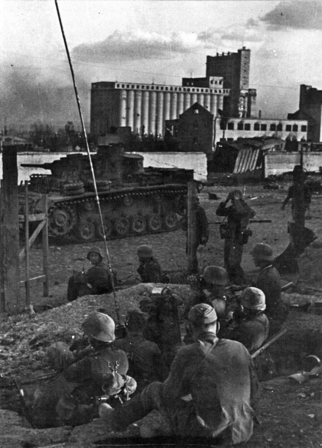История в фотографиях