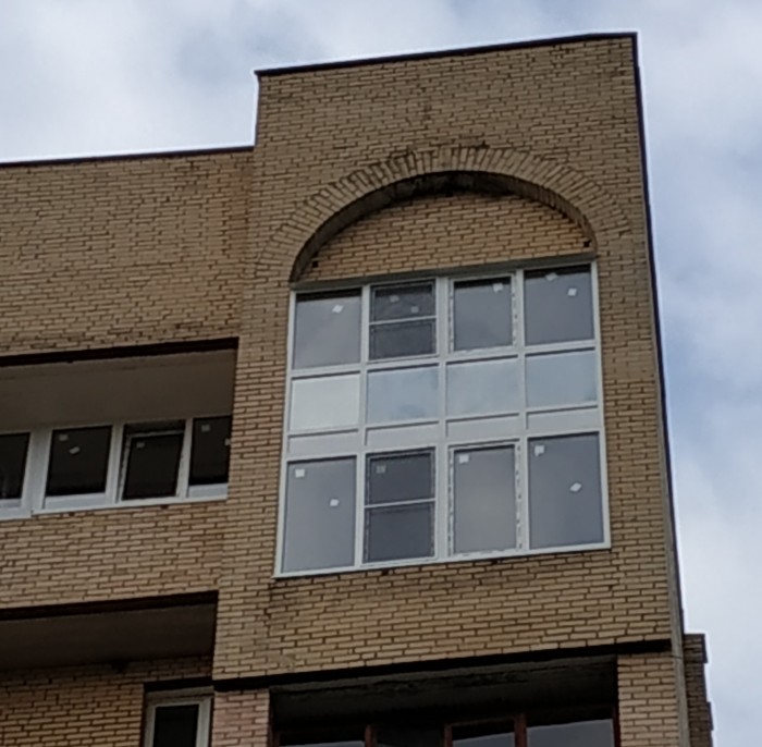 Предлагаем остекление и отделку балконов и лоджий в г. Москве и Московской области
