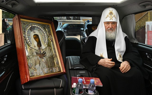 Власти Москвы обяжут сбрить бороды всех мужчин столицы