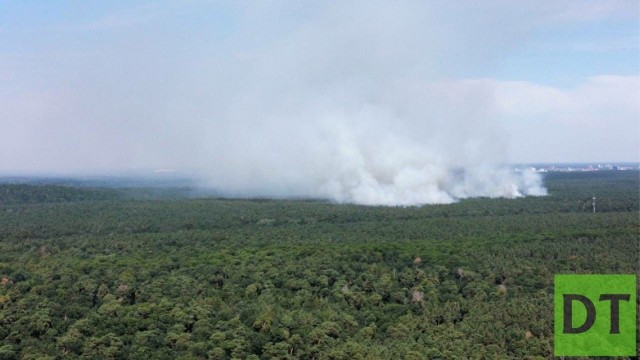 Под Берлином после взрыва загорелся склад боеприпасов