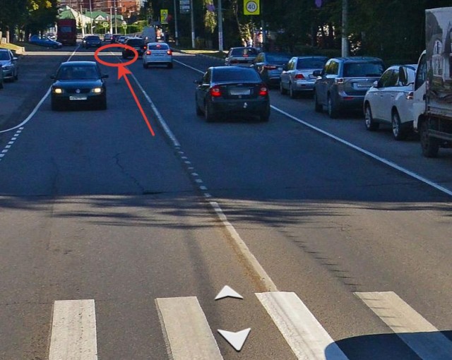 В подмосковье мусоровоз сбил двух девочек.