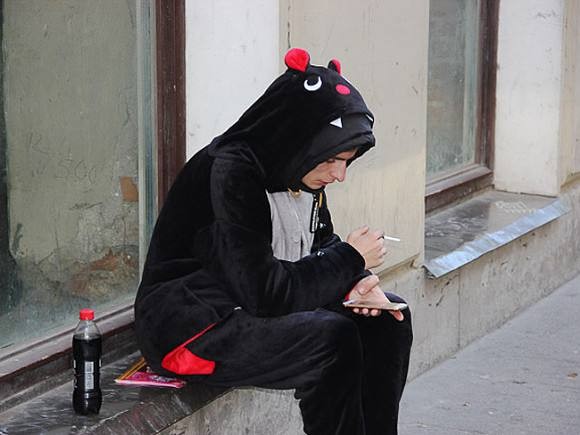 Во Франции суд разрешил мужчине «быть скучным» на работе и обязал бывшего работодателя выплатить ему штраф