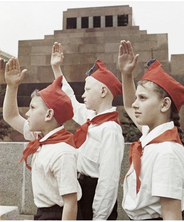 Фотографии из прошлого нашей страны - 11